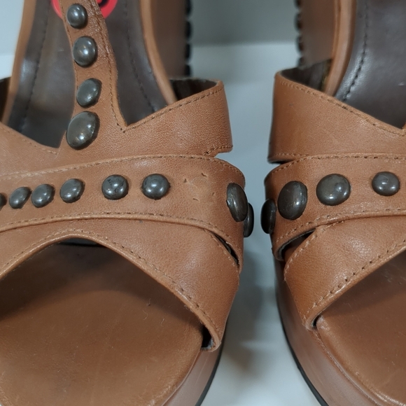 Vince Camuto brown studded wedge sandals, size 10 - Picture 6 of 12